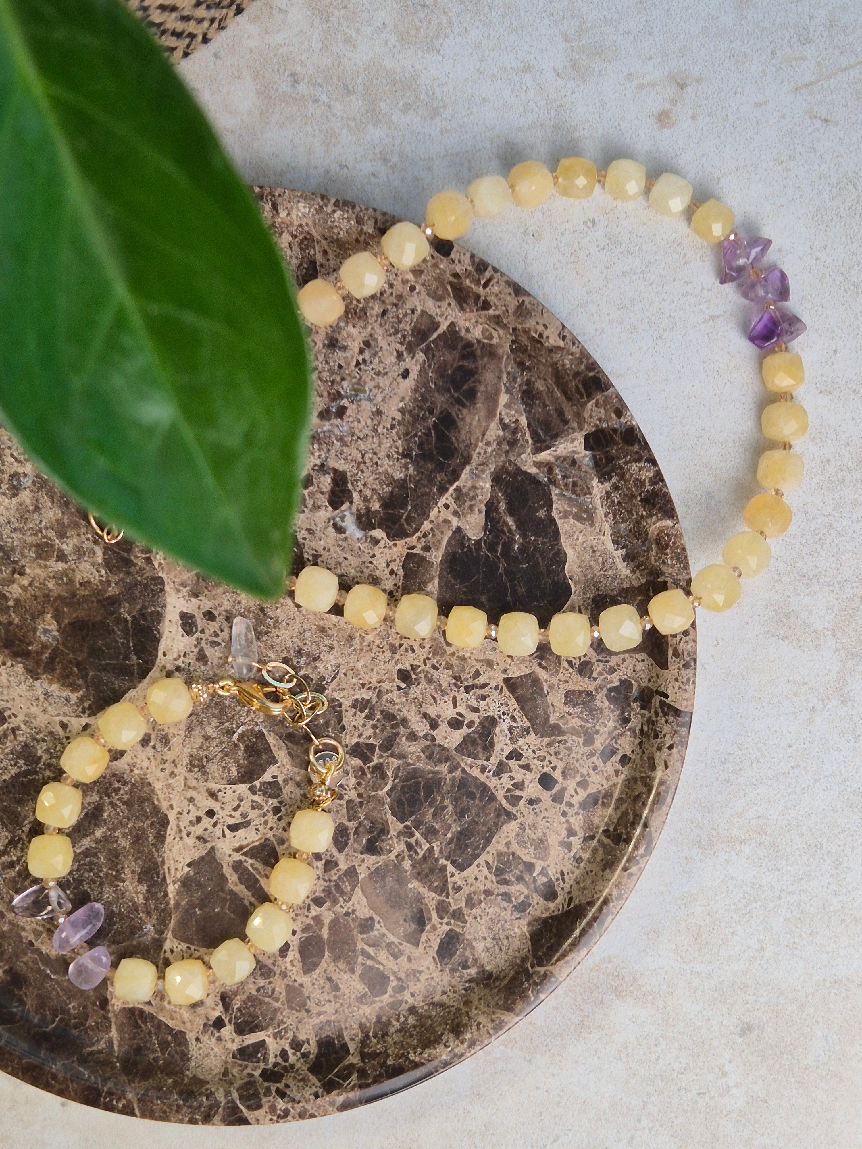 COLLIER HELIOS